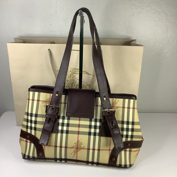 🛍BURBERRY Vintage Coated Canvas(PVC) House Check Shoulder bag🛍 - Picture 2 of 12